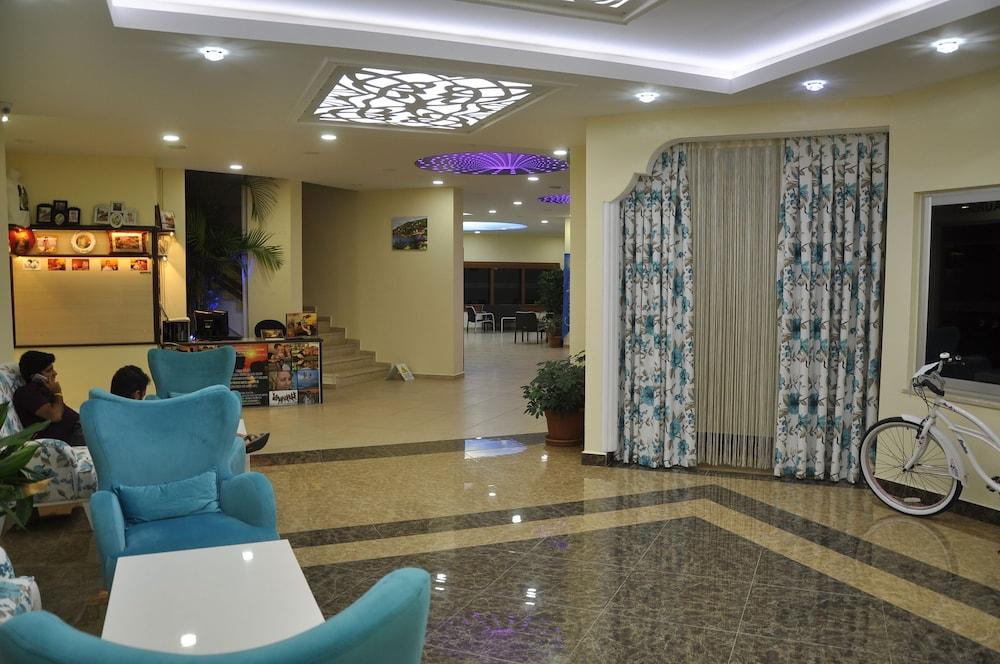 Grand Ati̇Lla Hotel Alanya Esterno foto