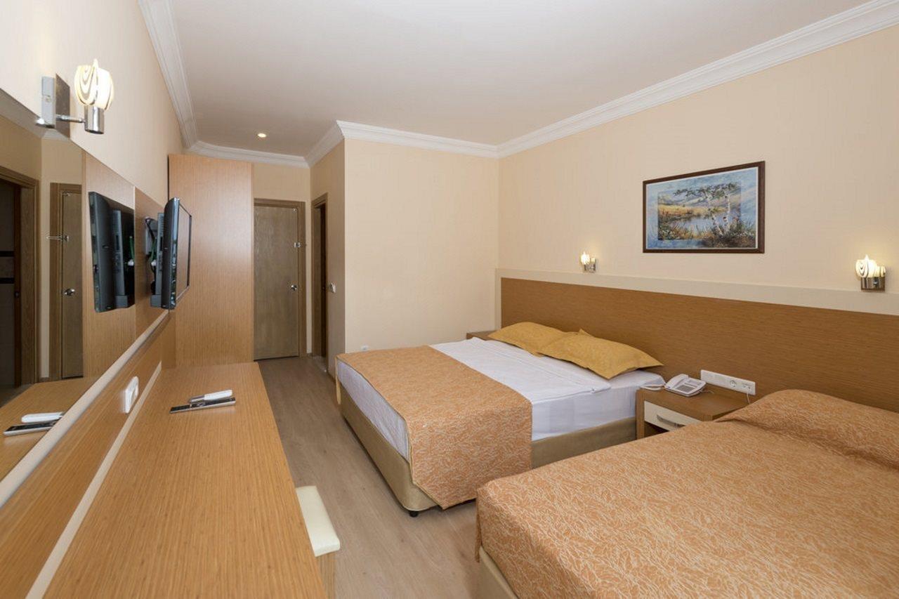 Grand Ati̇Lla Hotel Alanya Esterno foto