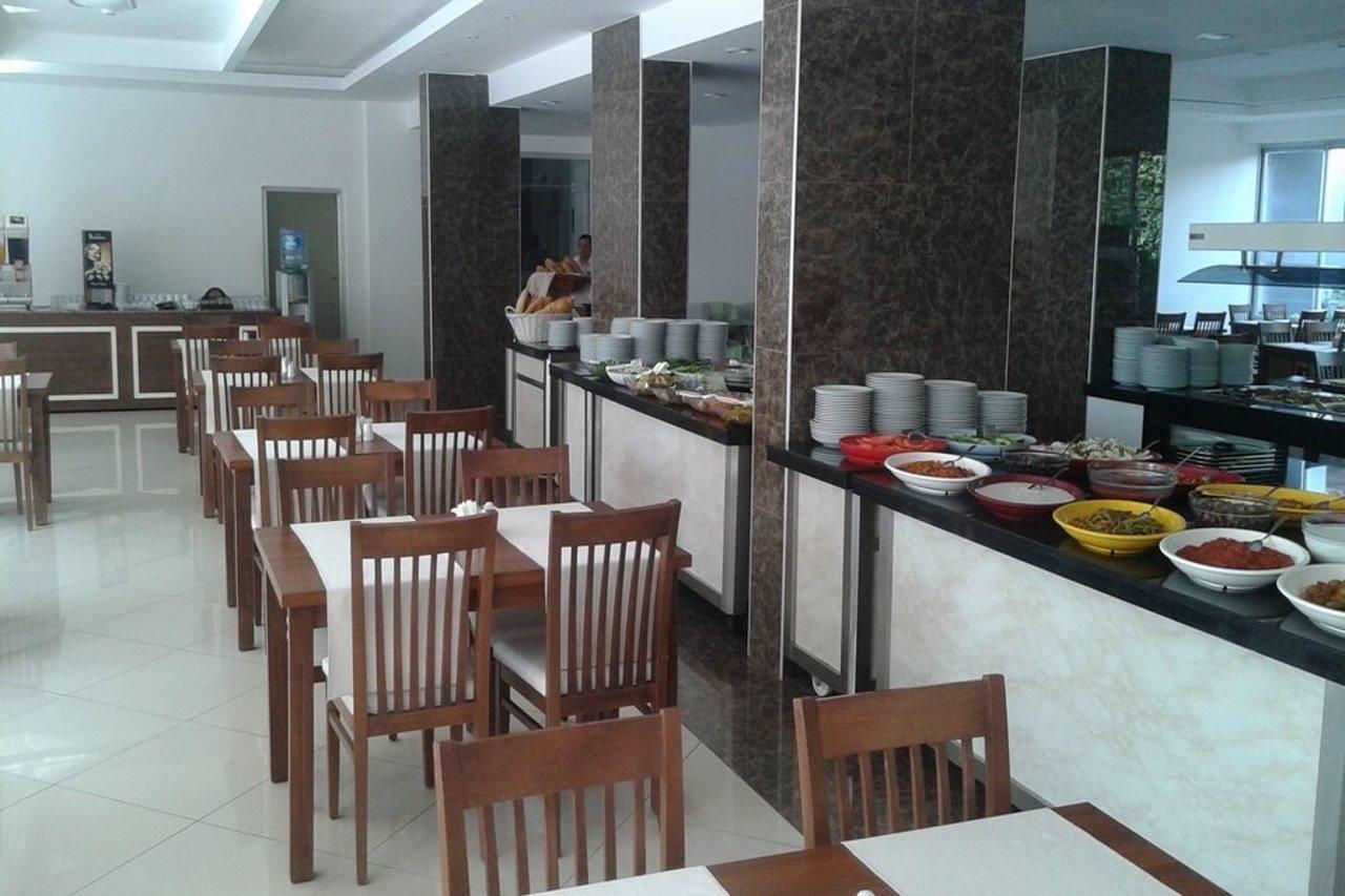 Grand Ati̇Lla Hotel Alanya Esterno foto