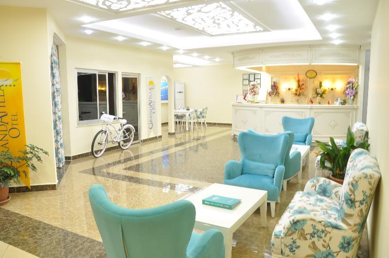 Grand Ati̇Lla Hotel Alanya Esterno foto